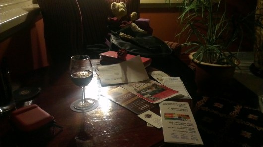 Belting out drivel on a smartphone at the Carrington Hotel, Katoomba.