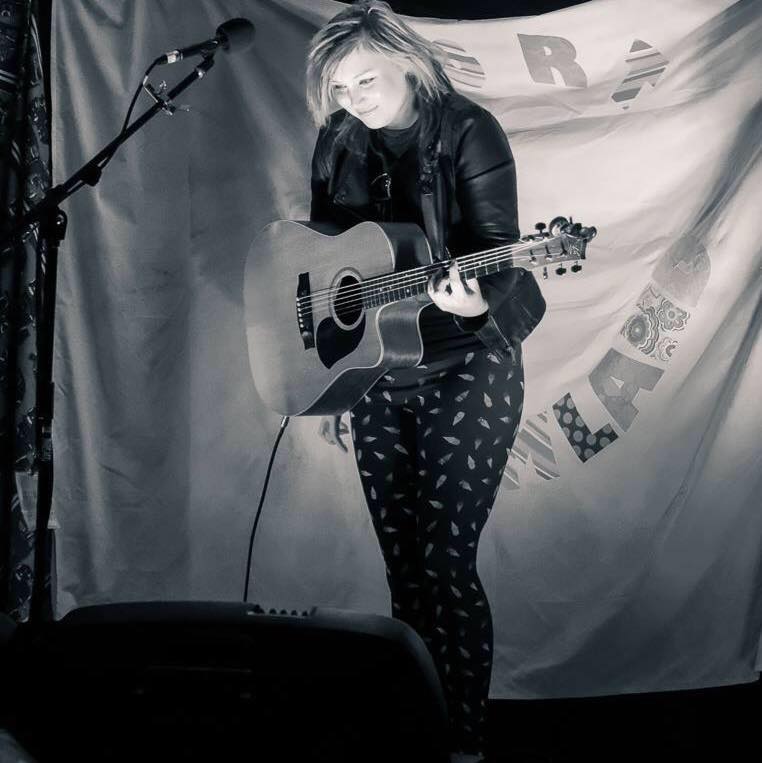 22448439_1621661617898747_162957587810479261_n